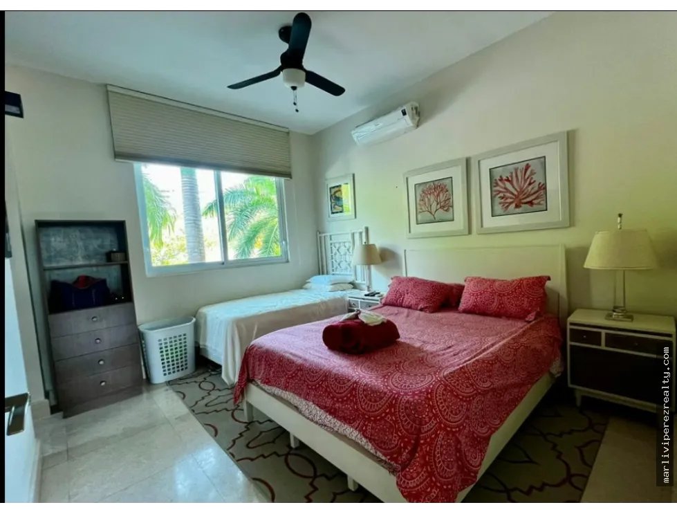 Apartamento à Venda em Santa Clara