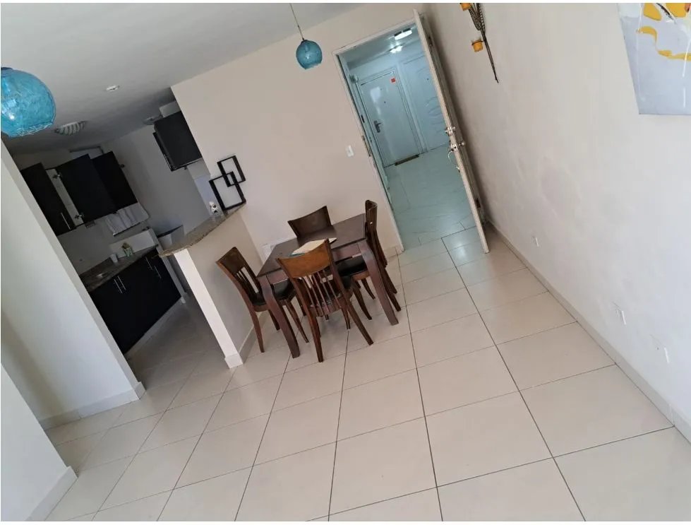 Apartamento para Alugar em Condado Del Rey