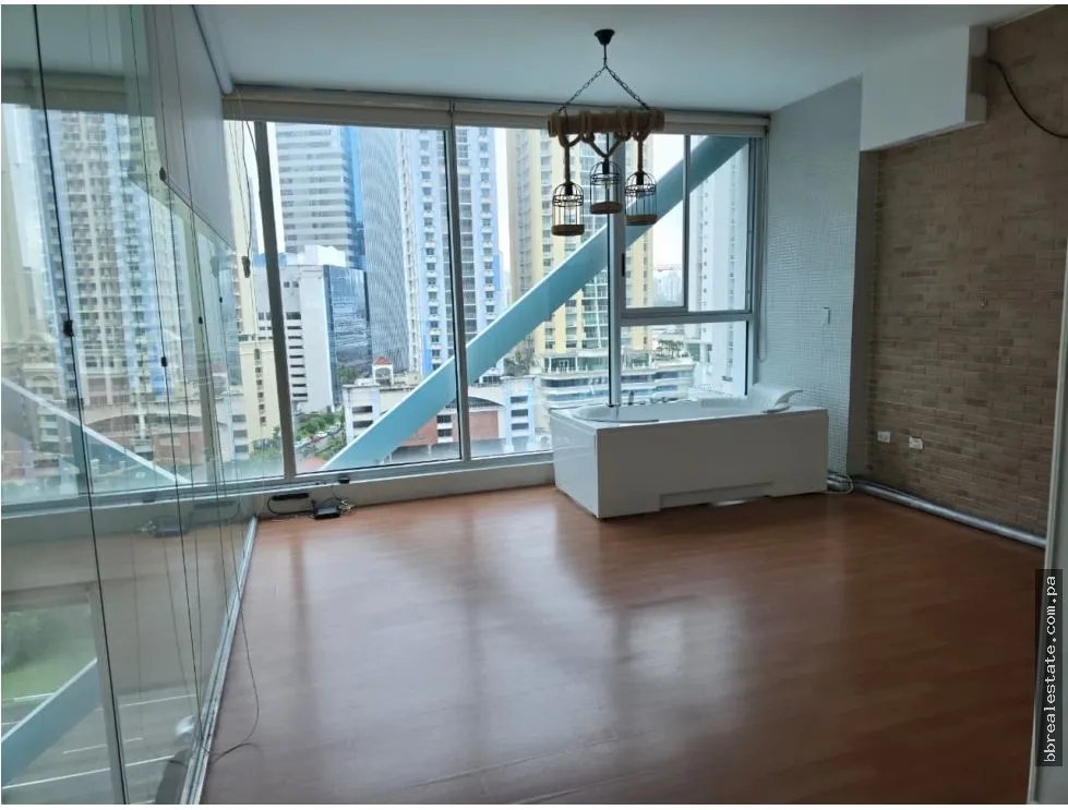 Repossessed Apartment for Sale – PH Loft Four 41, Punta Pacífica