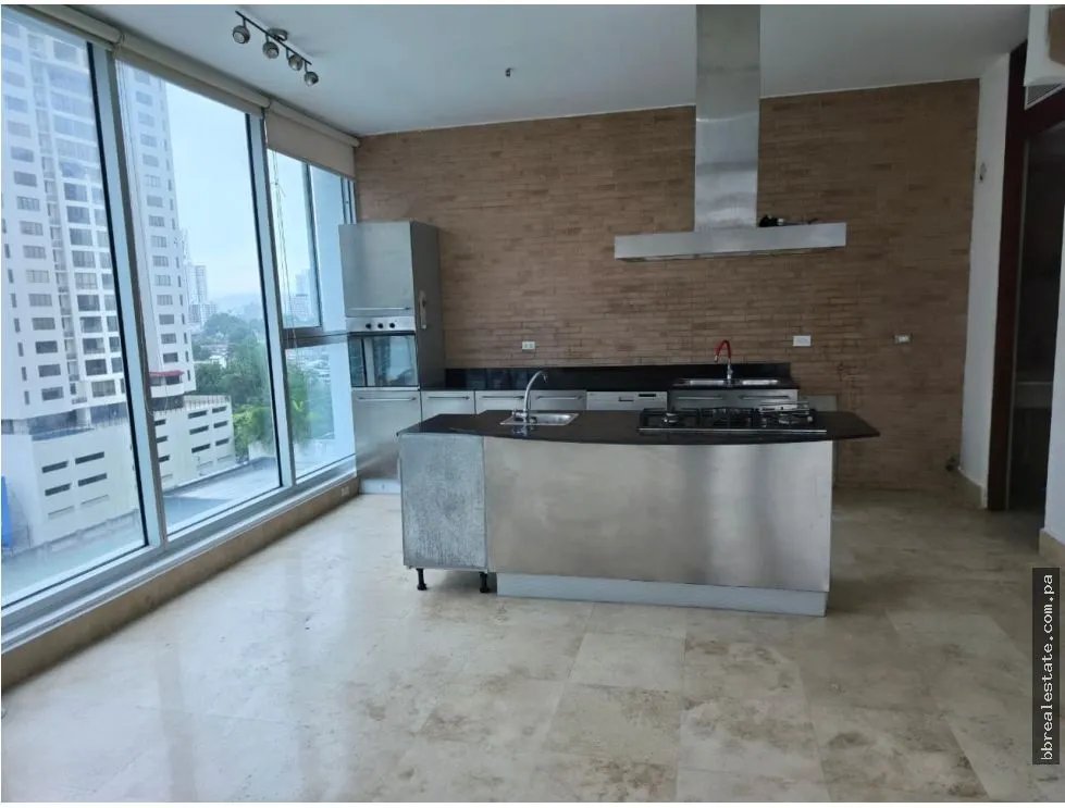 Repossessed Apartment for Sale – PH Loft Four 41, Punta Pacífica