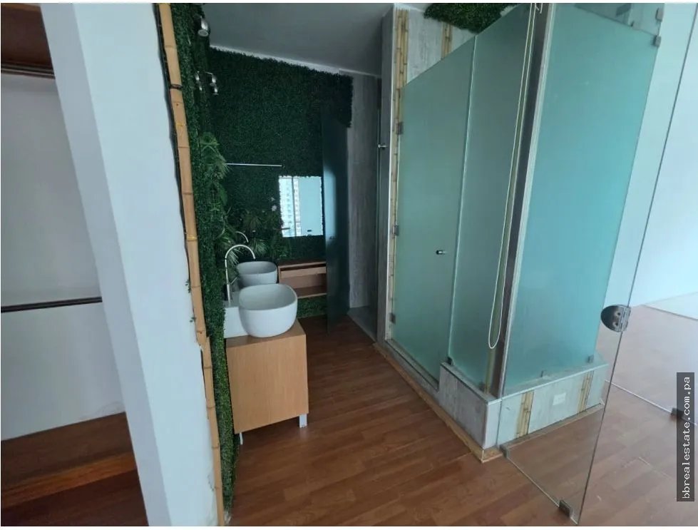 Repossessed Apartment for Sale – PH Loft Four 41, Punta Pacífica
