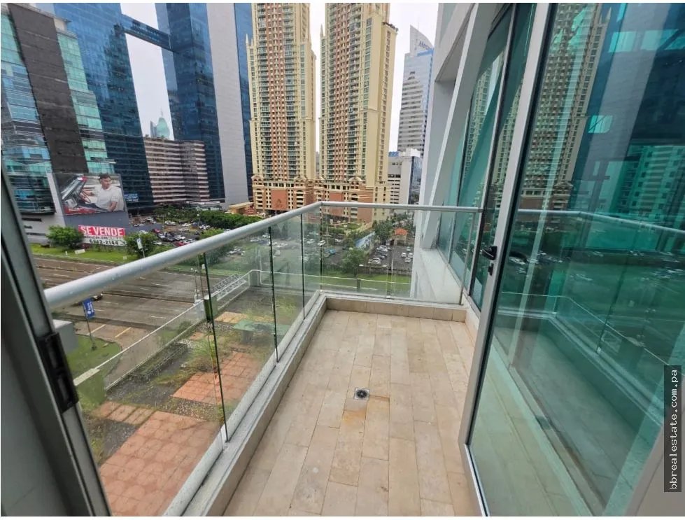 Repossessed Apartment for Sale – PH Loft Four 41, Punta Pacífica