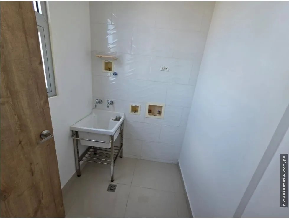 Venta de apartamento en PH Bella Veduta, Hato Pintado