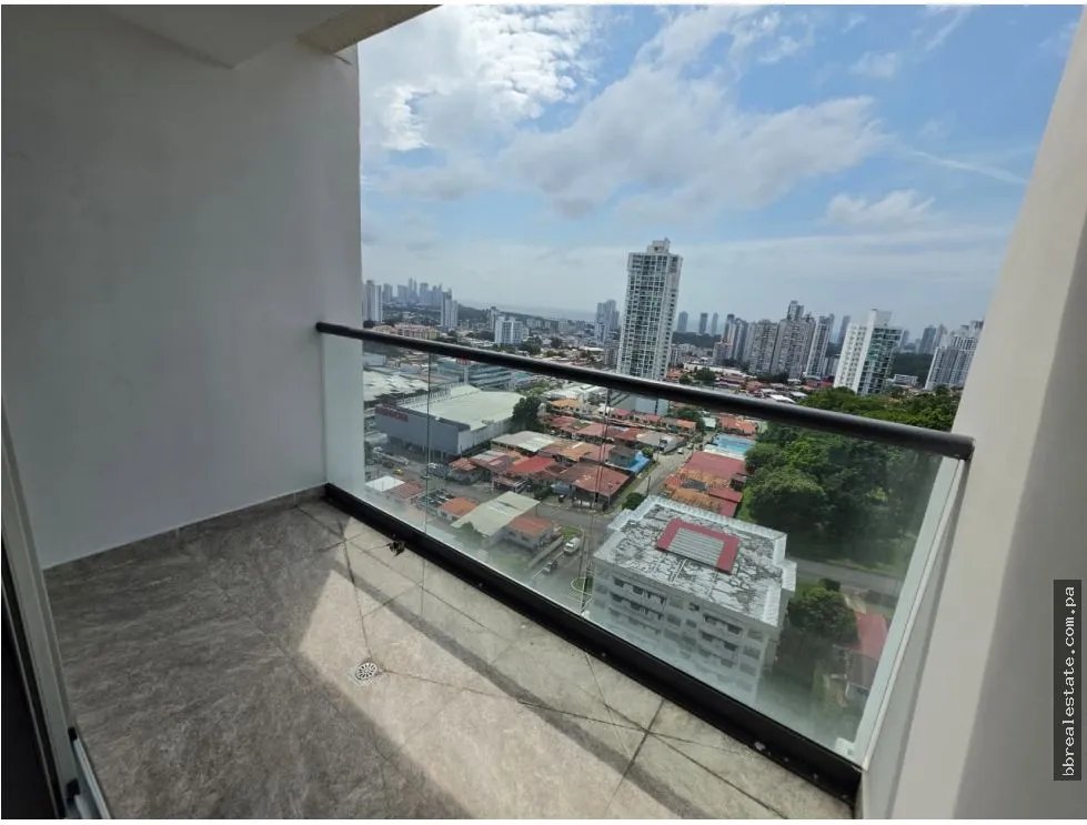 Venta de apartamento en PH Bella Veduta, Hato Pintado