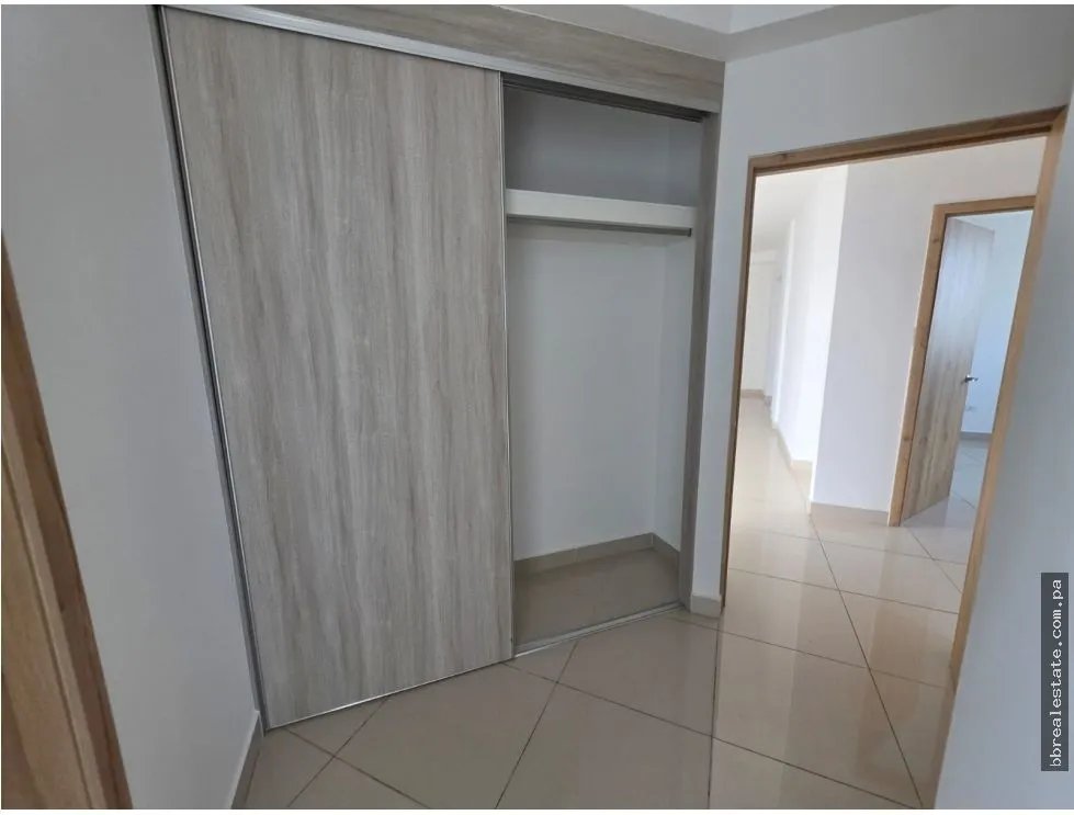 Repossessed Apartment for Sale – PH Bella Veduta, Hato Pintado