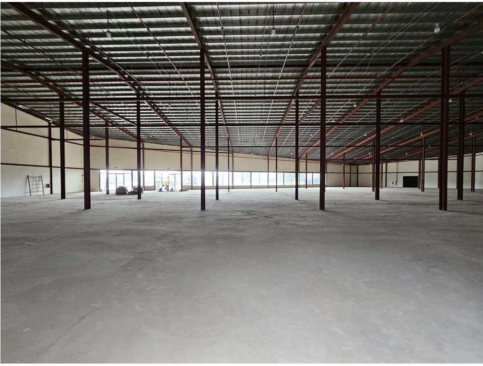 Warehouse for Rent at the Entrance of Chitré, Herrera. MB