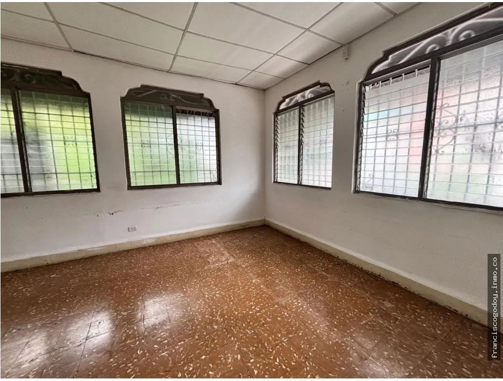Sale of House in Bella Vista