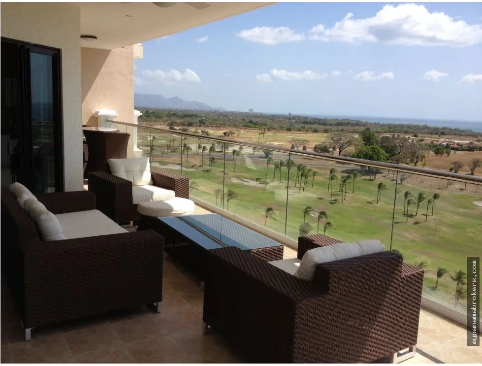 Apartment for Sale in Vista Mar - San Carlos