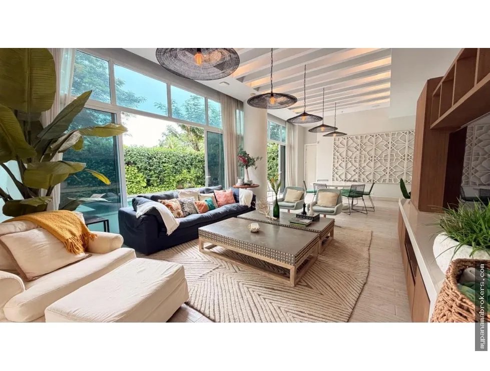 Se vende y alquila apartamento en Punta Barco, San Carlos