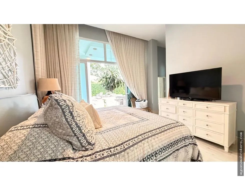 Apartamento para Alugar e à Venda em San Carlos