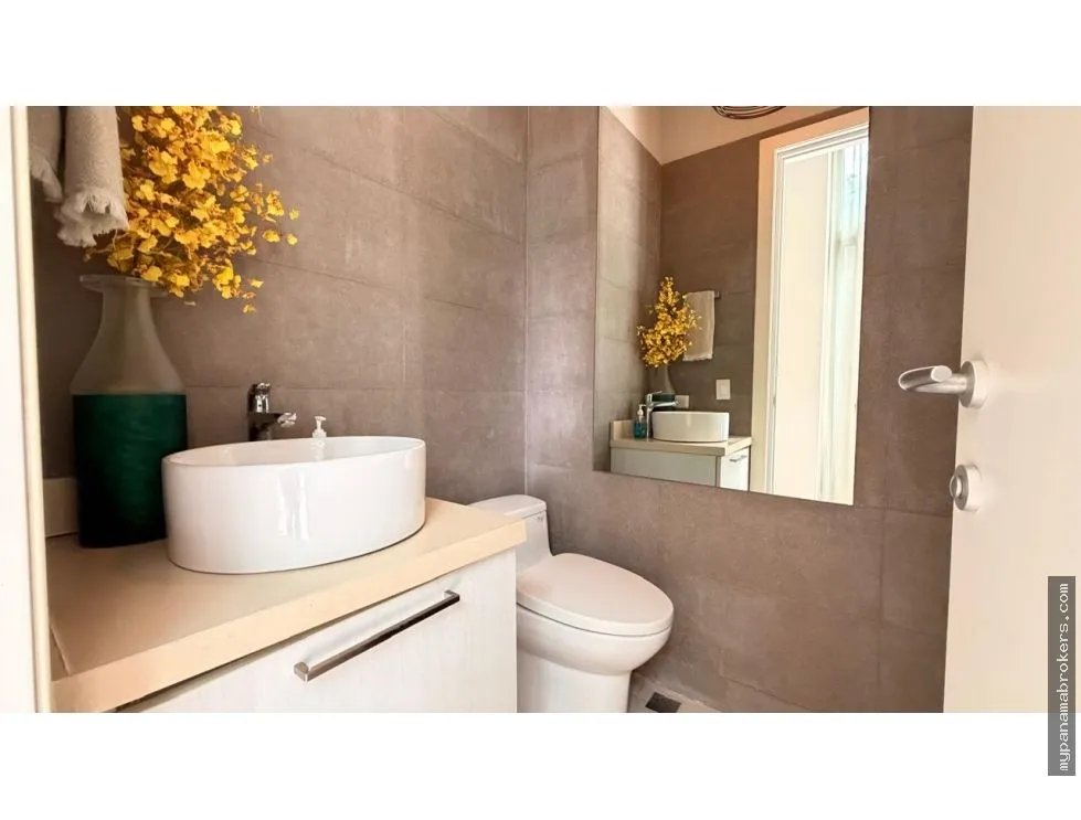Apartamento para Alugar e à Venda em San Carlos