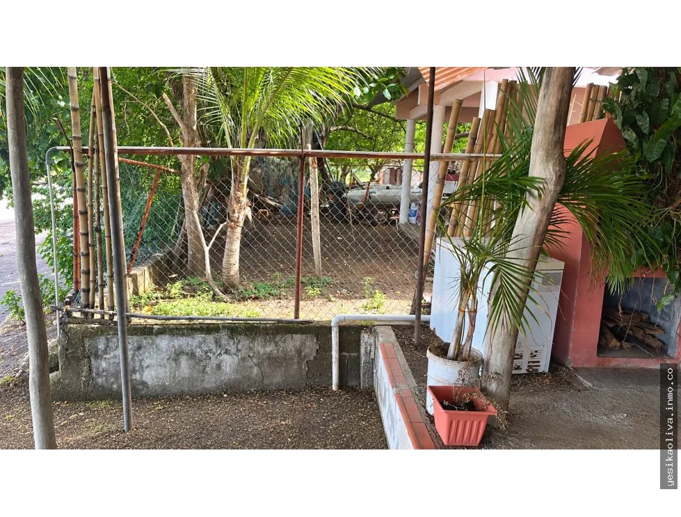 Venta de casa con terreno frente al mar en Búcaro Tonosi