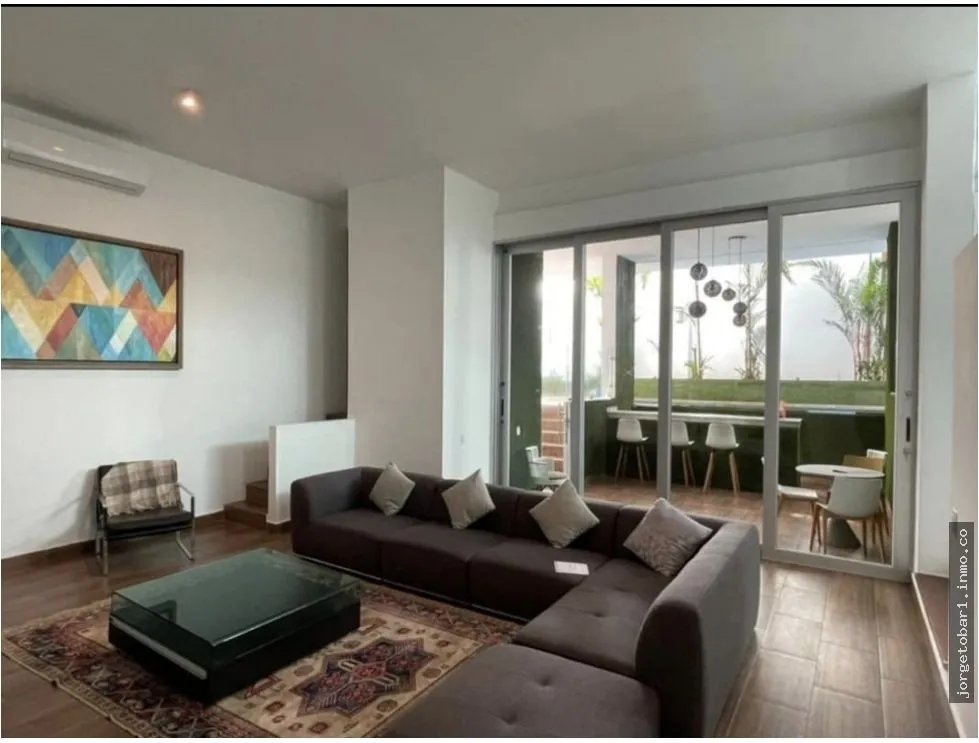 Casa à Venda em Altos Del Golf