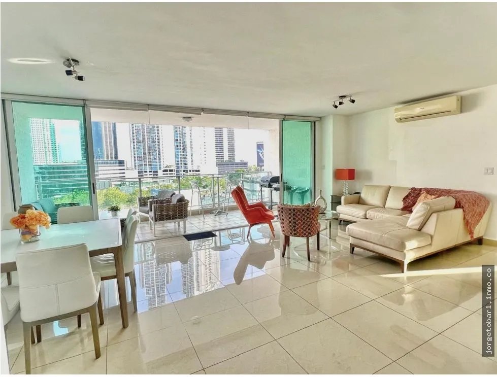 Apartamento à Venda em Costa Del Este