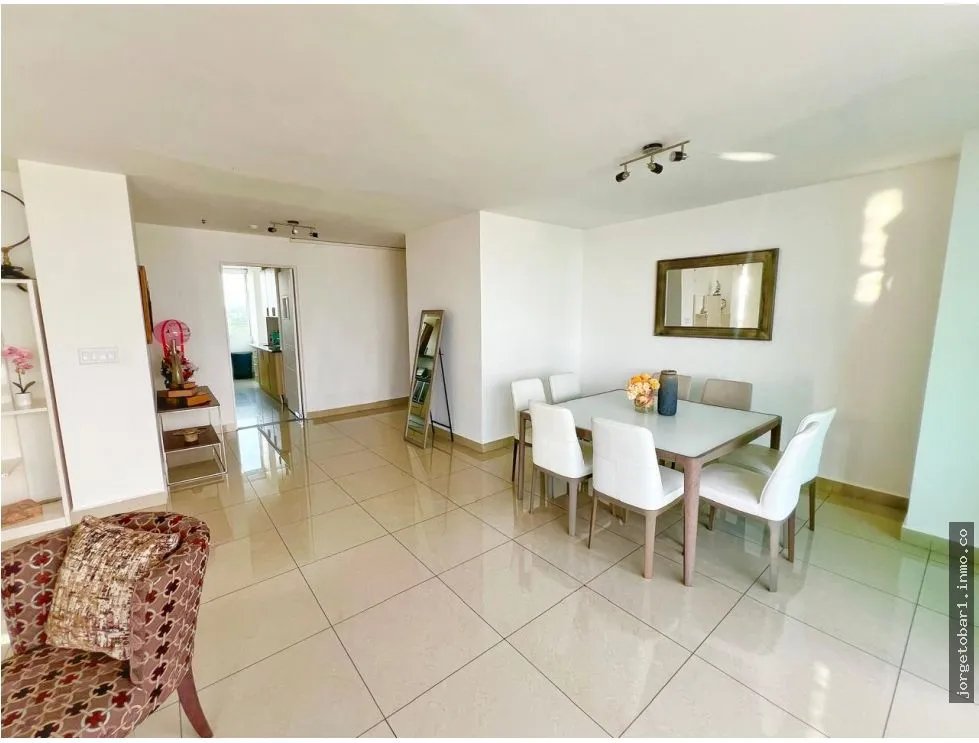 Apartamento à Venda em Costa Del Este
