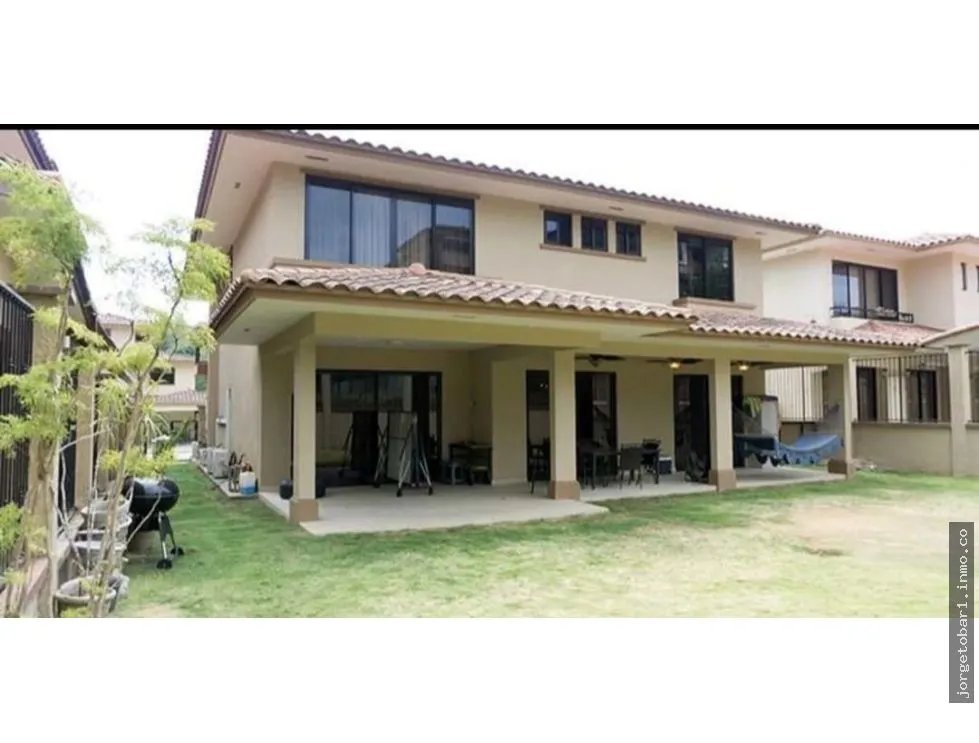 Vendo Casa en Clayton