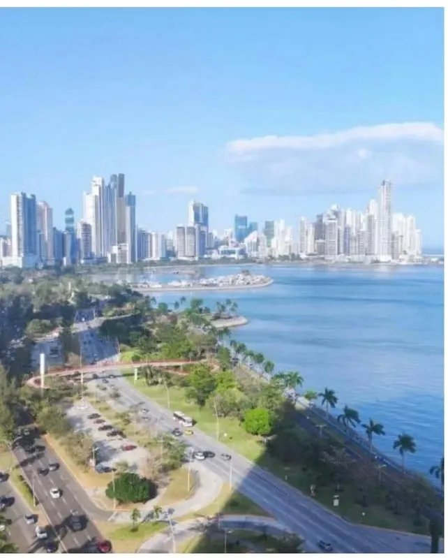 VENTA Oficina de Lujo de 95 m²   -  PH Balboa Office Center (BOC)