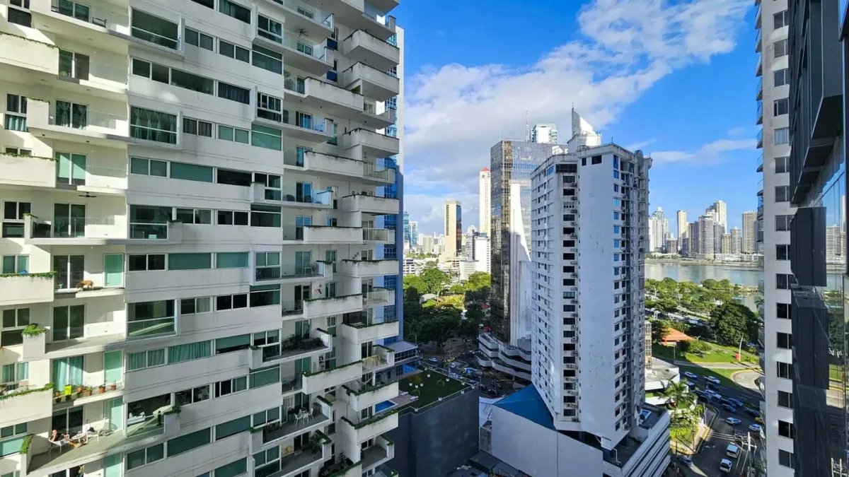 Apartamento para Alugar em Avenida Balboa