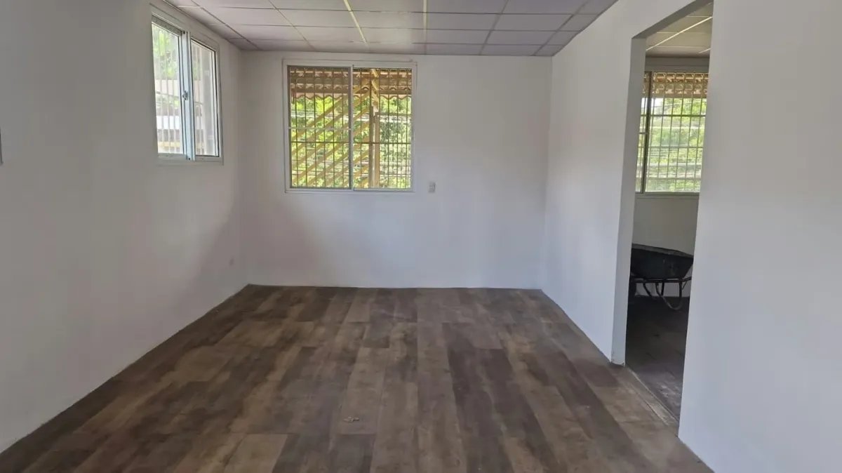 Casa de Uso Comercial en Alquiler  -  San Francisco