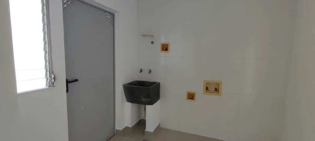 Amplio Apartamento con Terraza en PH Metro View  -  Hato Pintado