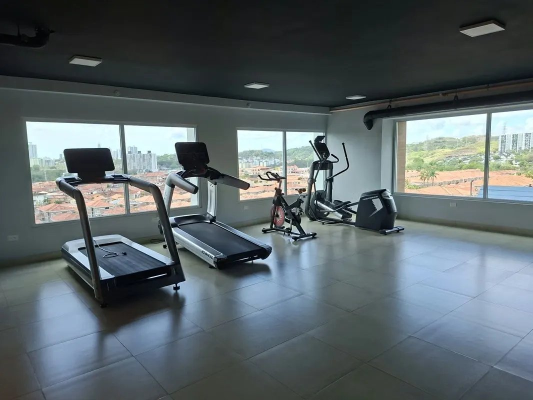 Lujoso Apartamento en PH Country Heights | Altos de Panamá | 218 m²