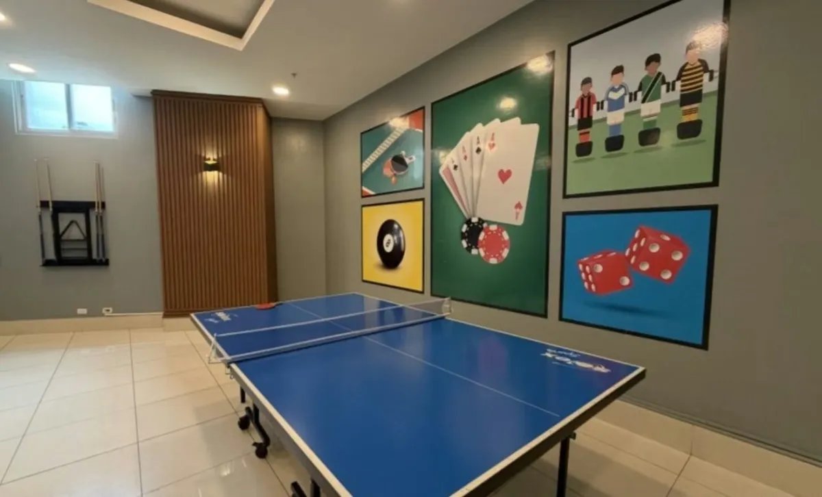 Furnished 1-Bedroom Apartment for Rent on Avenida Balboa | Allure at the Park