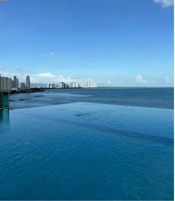 Apartamento à Venda em Punta Pacifica