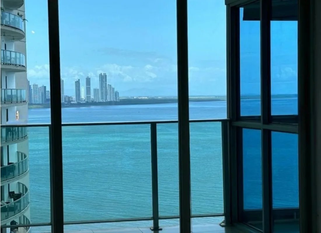 Apartamento à Venda em Punta Pacifica