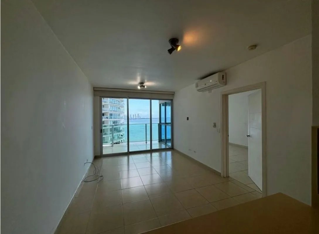 Apartamento à Venda em Punta Pacifica