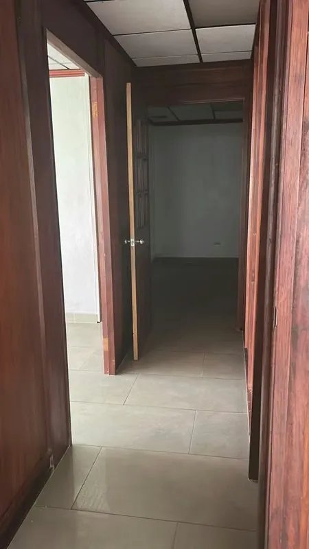 Unique Opportunity: Corporate Office from $12/m² in Banking Area | 4 Parking Spaces