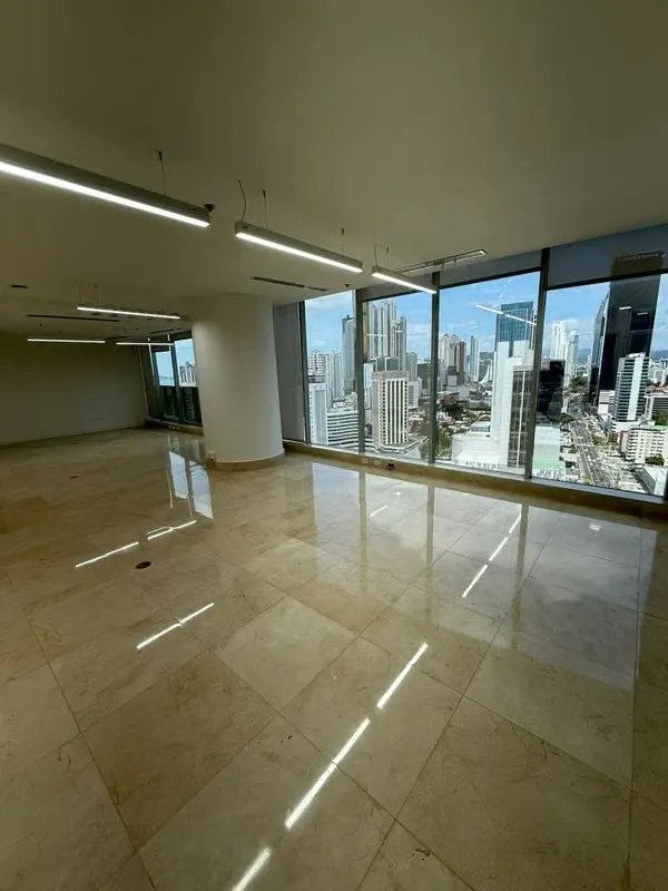 VENTA Oficina comercial · F&F Properties