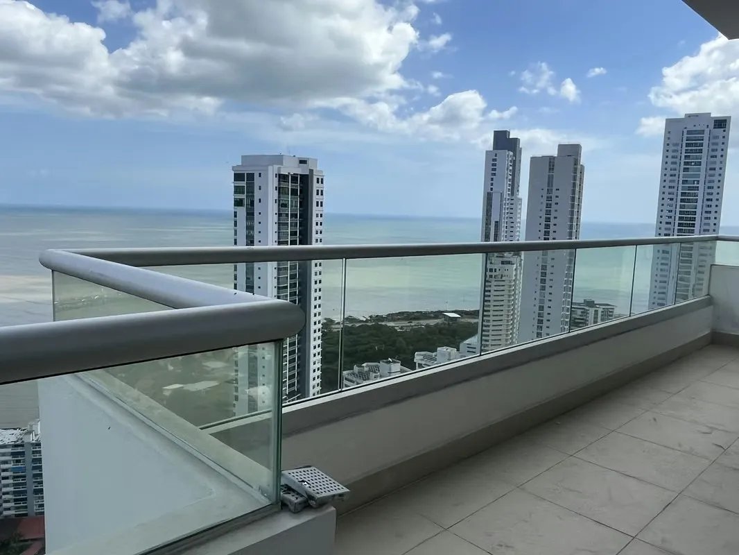PENTHOUSE A ESTRENAR EN COCO DEL MAR  -  TORRE PANORAMA | 352 m²