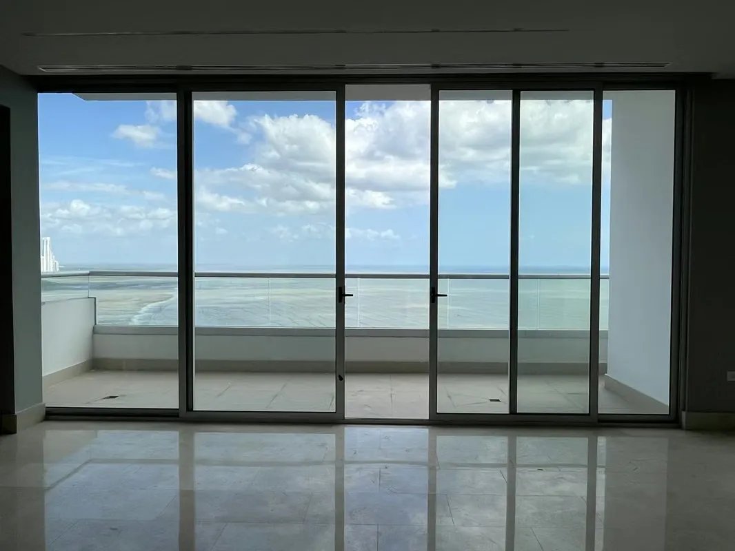 PENTHOUSE A ESTRENAR EN COCO DEL MAR  -  TORRE PANORAMA | 352 m²