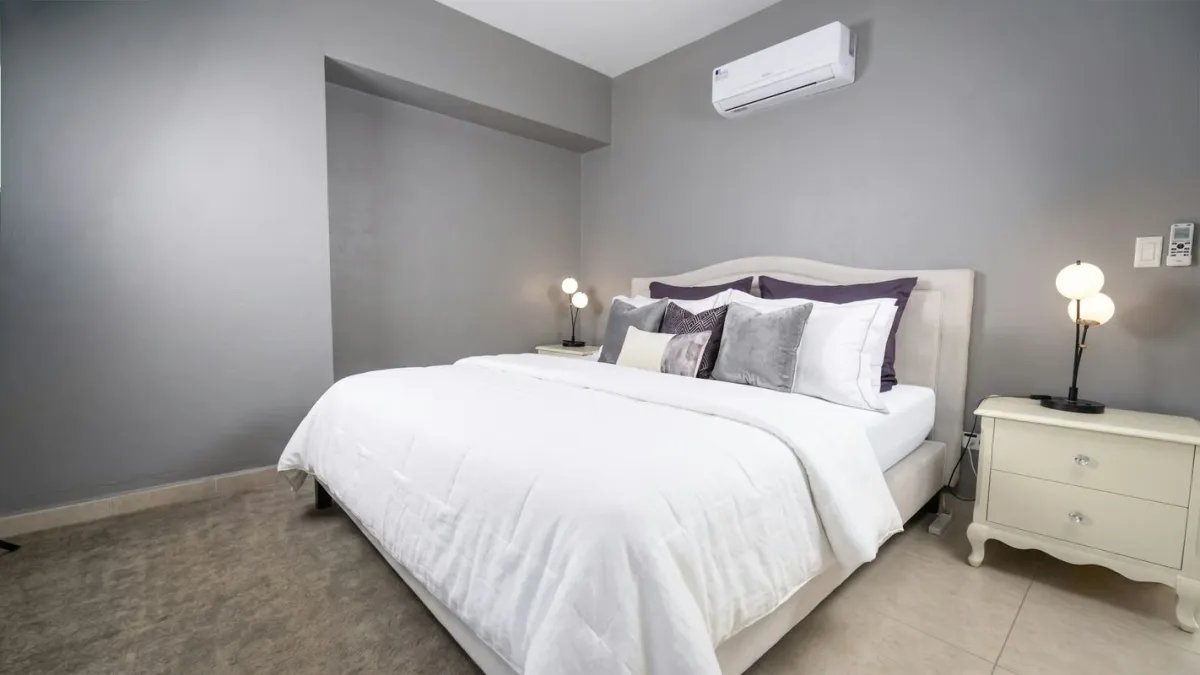 FURNISHED APARTMENT