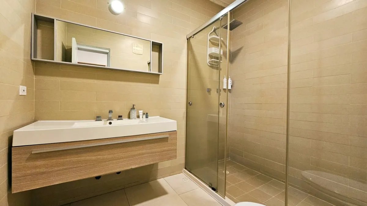FURNISHED APARTMENT