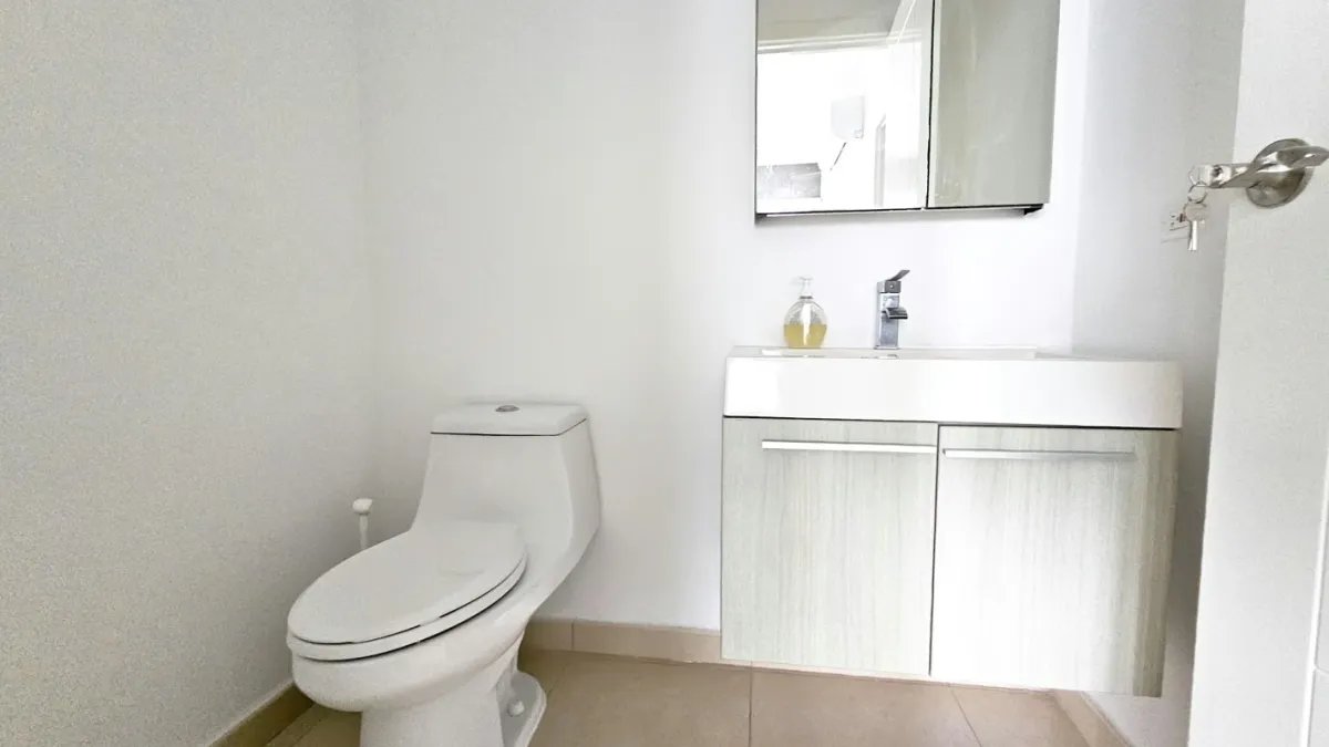 FURNISHED APARTMENT