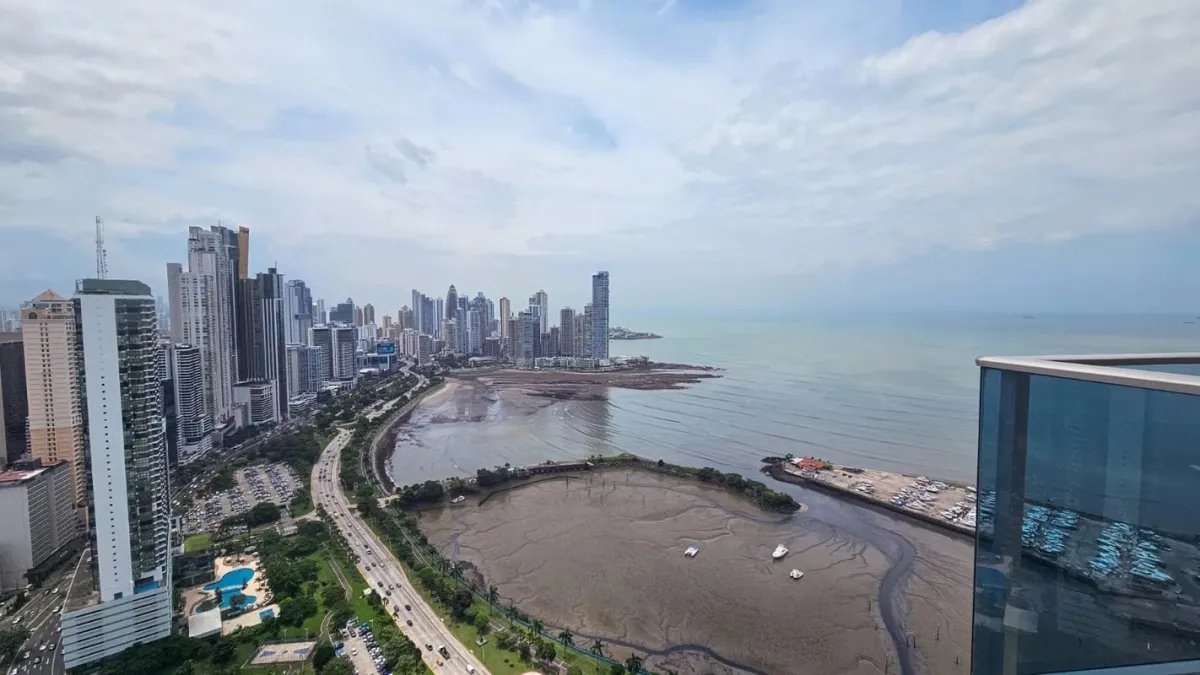 Apartamento para Alugar em Avenida Balboa
