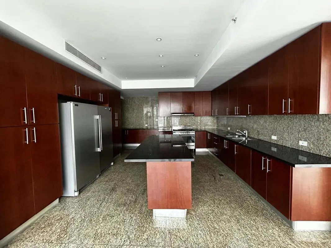 LUXURY IN THE HEIGHTS | The Point PH | 500 m² | 4 Bedrooms | Punta Paitilla