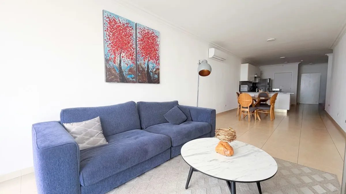 LISTO PARA MUDARTE! AMPLIO APARTAMENTO AMOBLADO