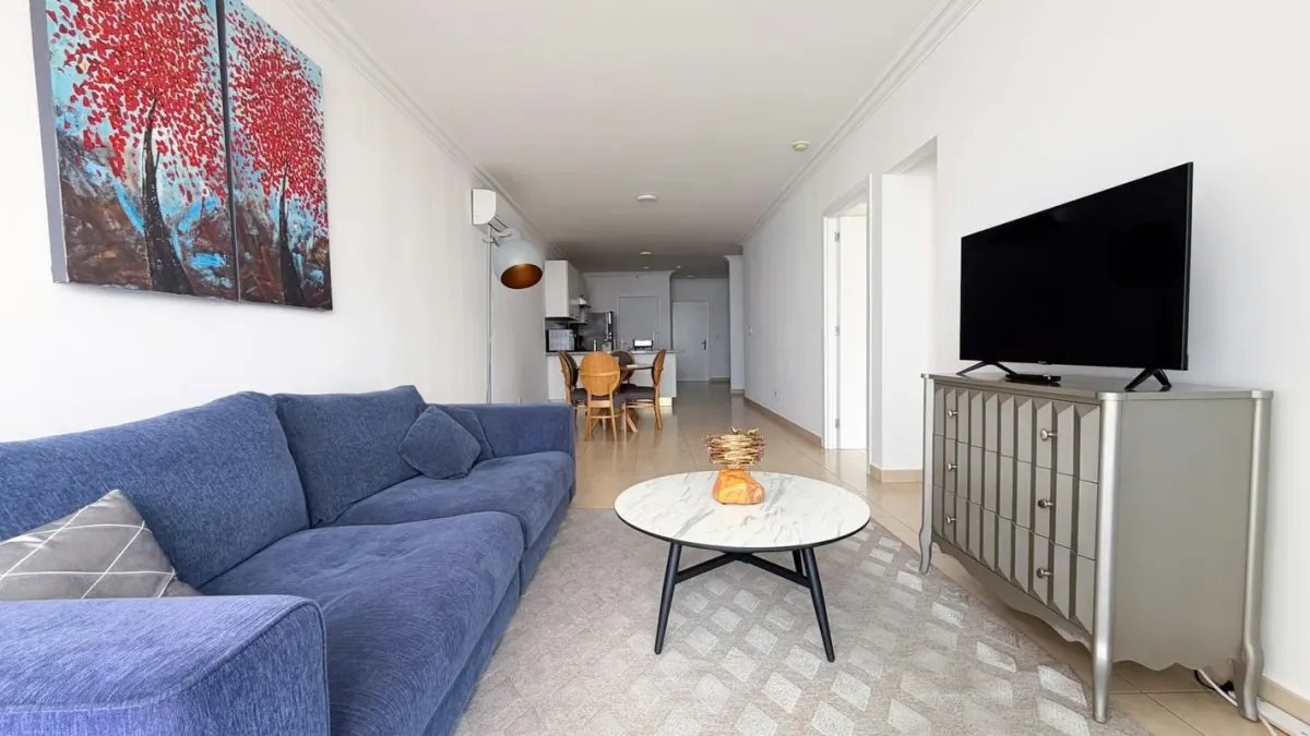 LISTO PARA MUDARTE! AMPLIO APARTAMENTO AMOBLADO