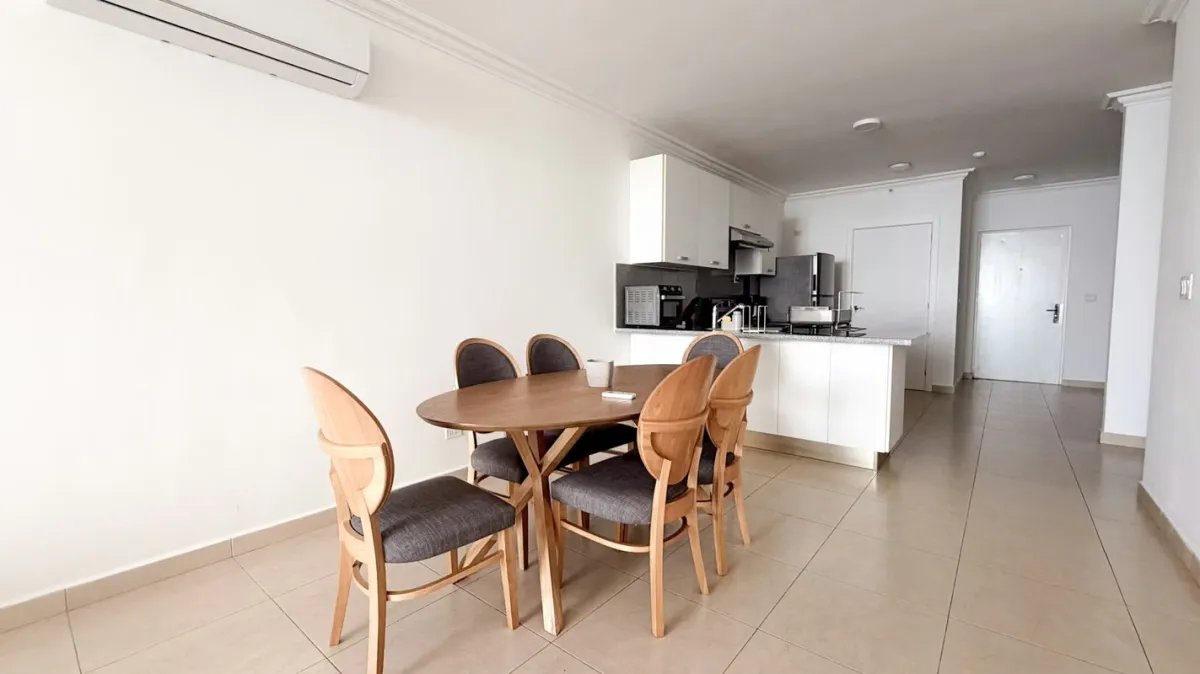LISTO PARA MUDARTE! AMPLIO APARTAMENTO AMOBLADO