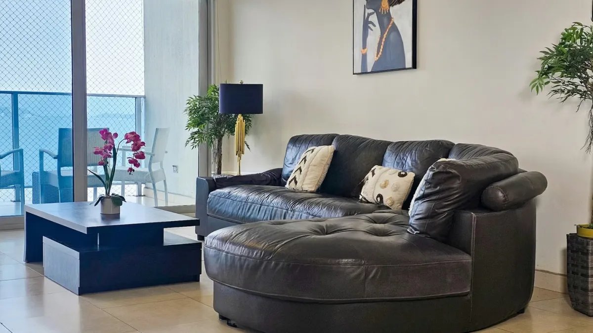 Exclusivo Apartamento Amoblado en Avenida Balboa | 3 Recámaras | 256 m²