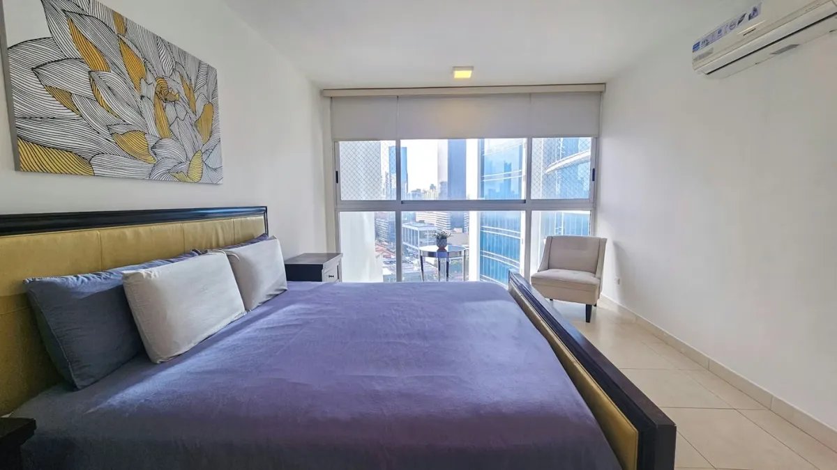 Exclusivo Apartamento Amoblado en Avenida Balboa | 3 Recámaras | 256 m²