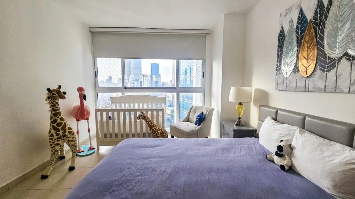 Exclusivo Apartamento Amoblado en Avenida Balboa | 3 Recámaras | 256 m²