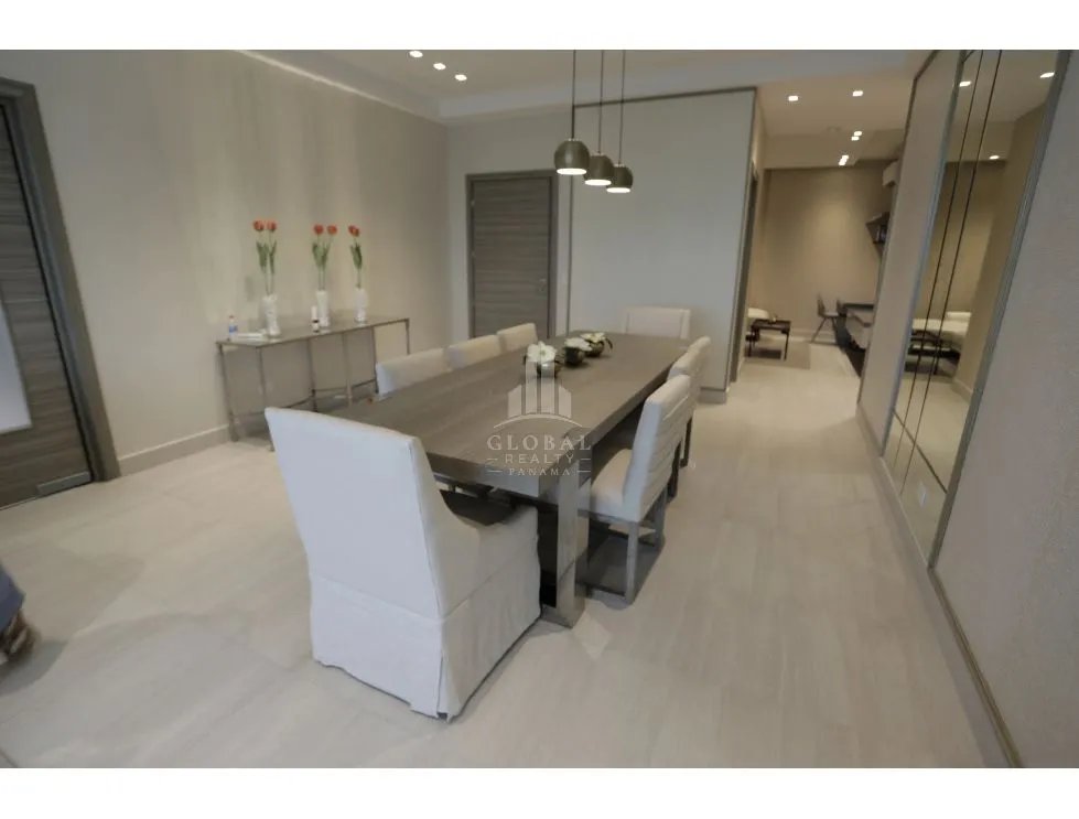 Apartamento à Venda em Costa Del Este