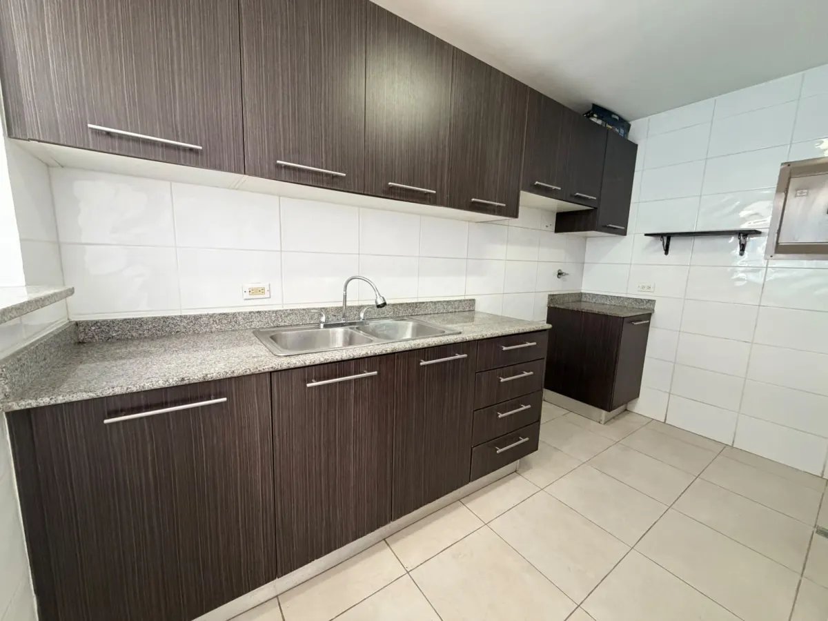 Venta de apartamento en PH Belview Towers, Edison Park