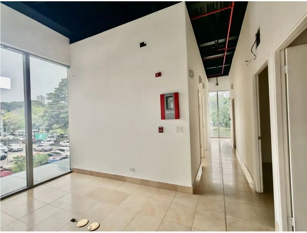 Commercial Space Rental at Plaza El Cangrejo. YP