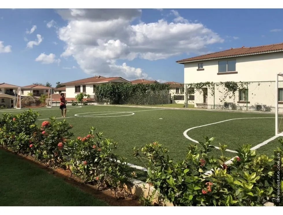 HOUSE RENTAL IN COSTA VERDE, SPRING HILLS