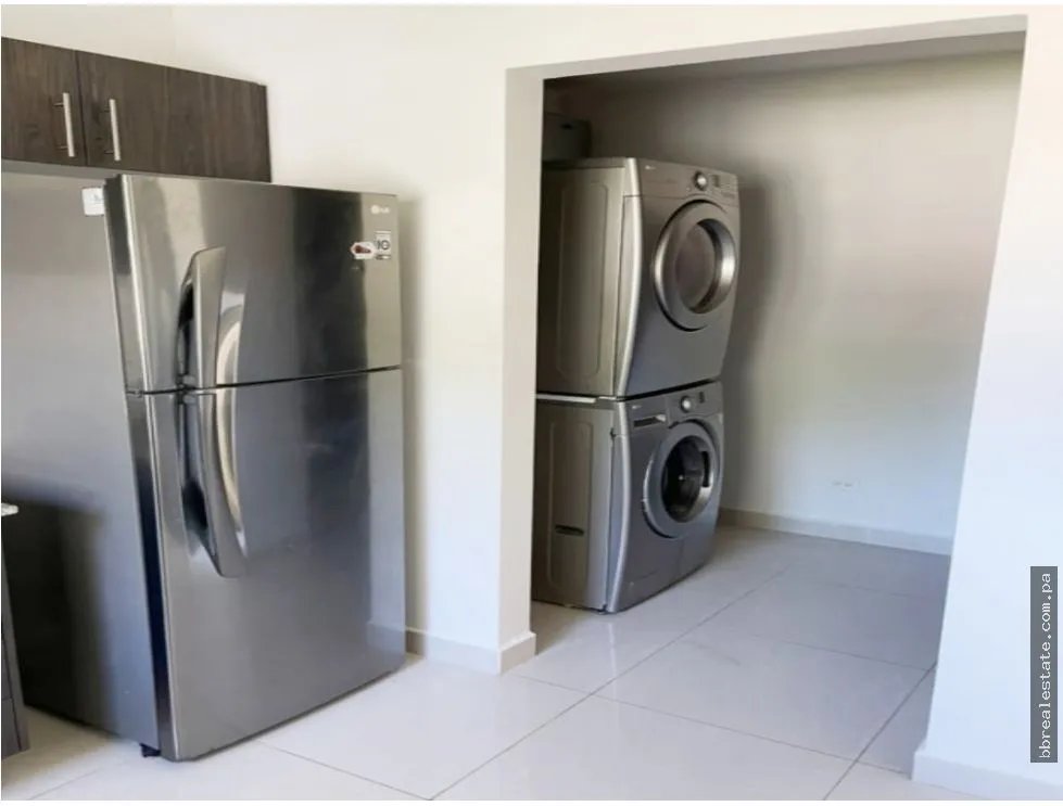 HOUSE RENTAL IN COSTA VERDE, SPRING HILLS