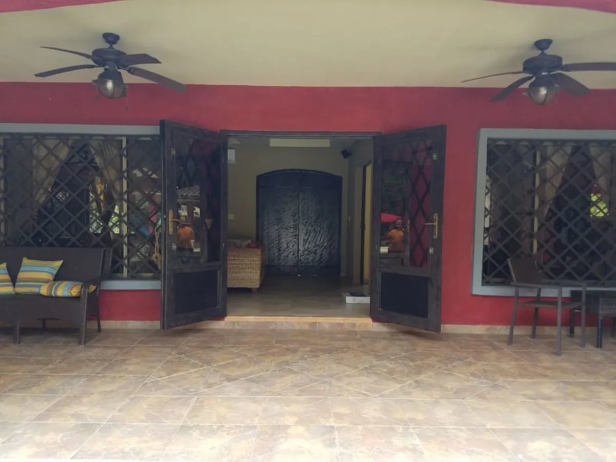 VENTA O ALQUILER DENTRO CLUB DE GOLF DE CORONADO